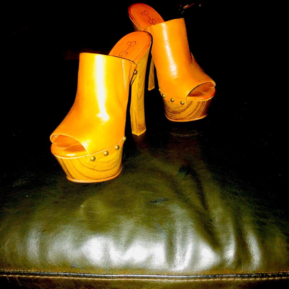 Vintage Jessica Simpson must haves